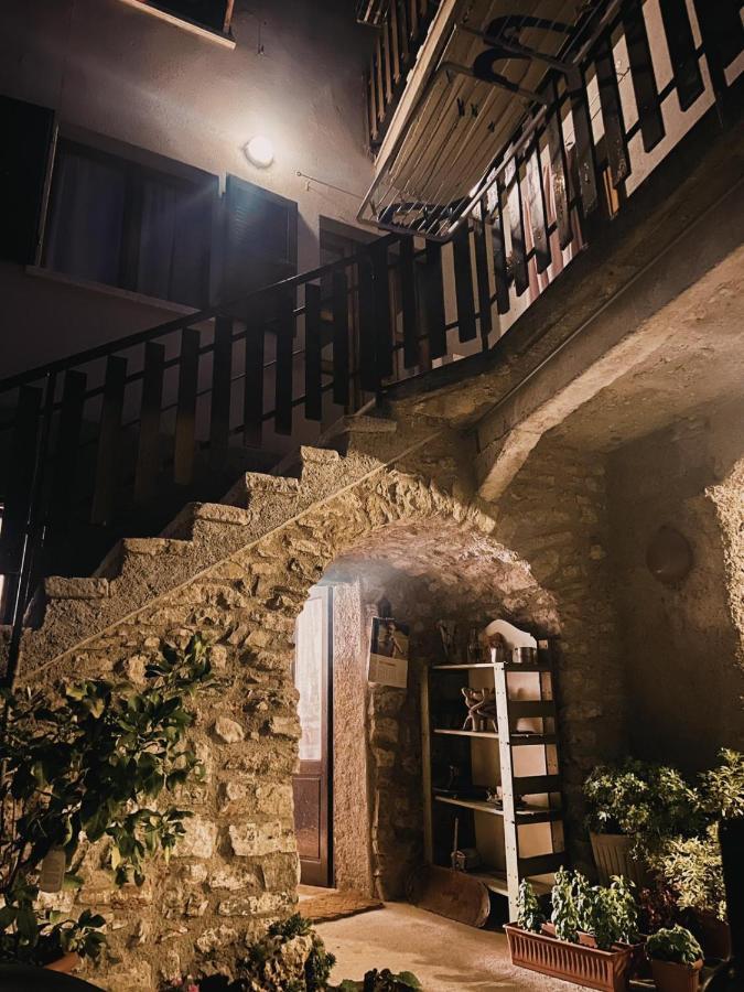 Casa Lidia Hotel Tignale Eksteriør billede